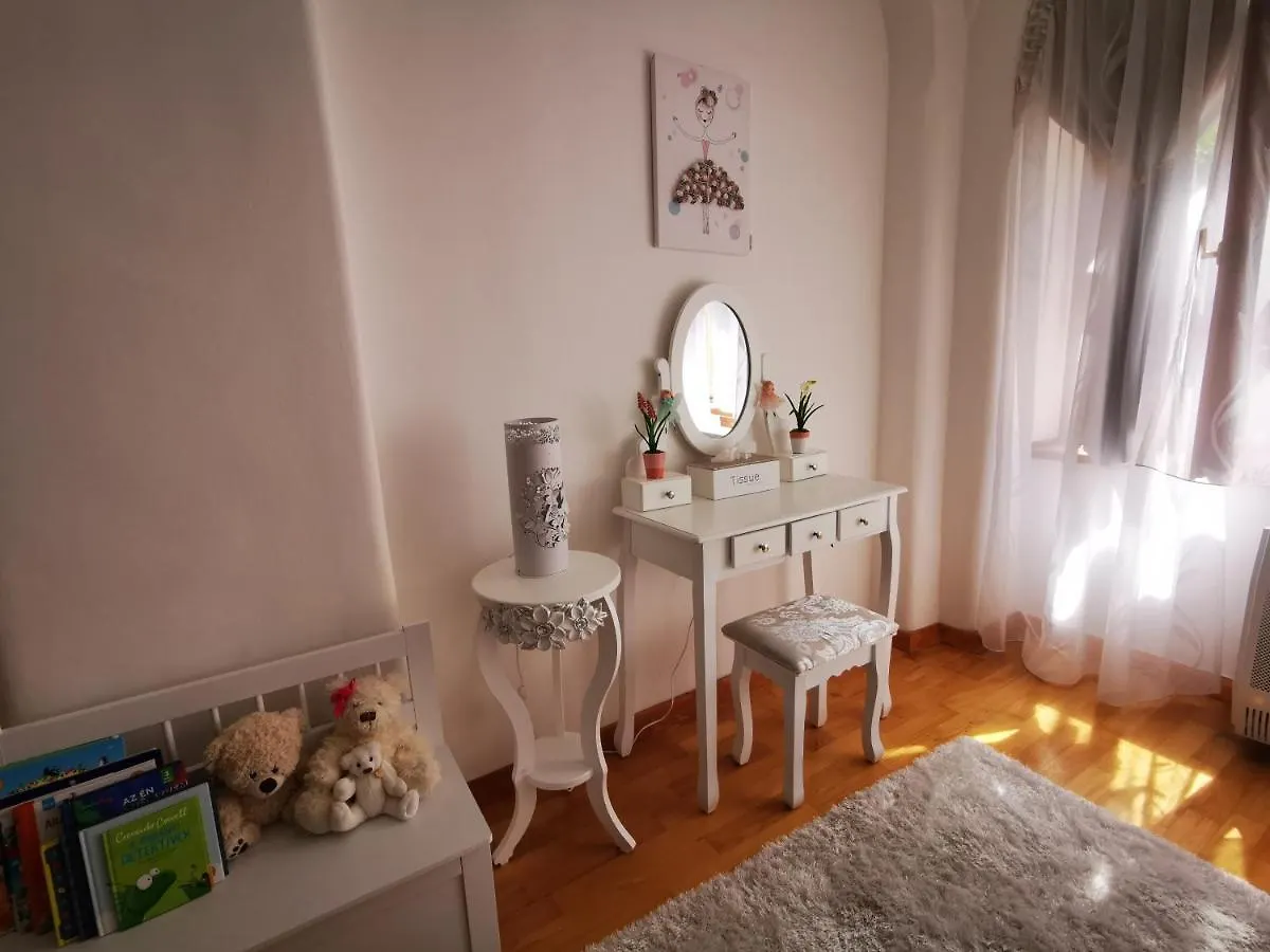 Oldtown Shelter Apartment With Free Private Parking Eger 0*,  Hungary