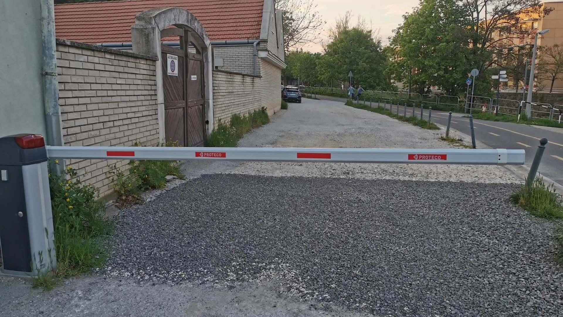 Oldtown Shelter Apartment With Free Private Parking Eger Hungary